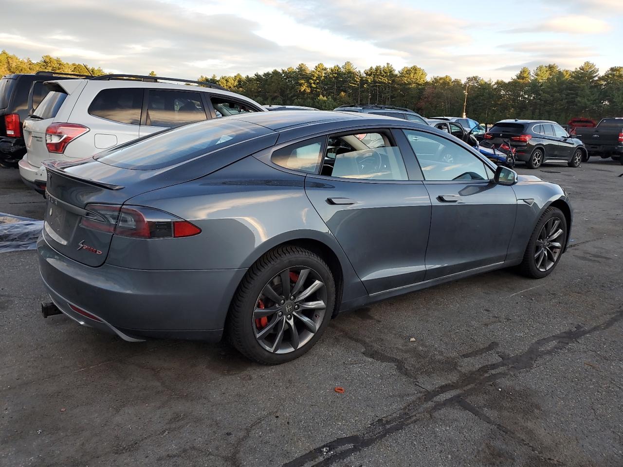 TESLA MODEL S