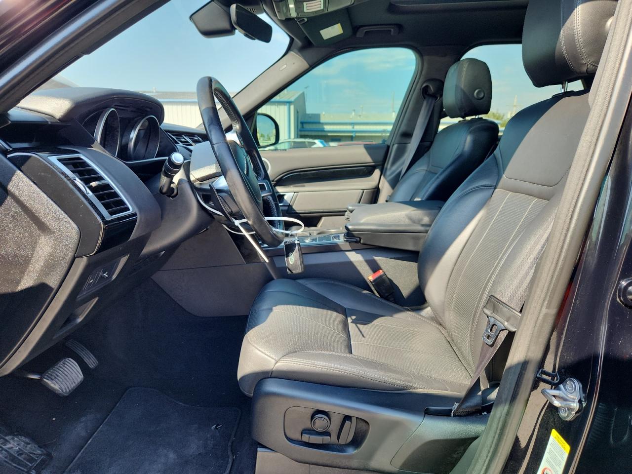 LAND ROVER DISCOVERY SE