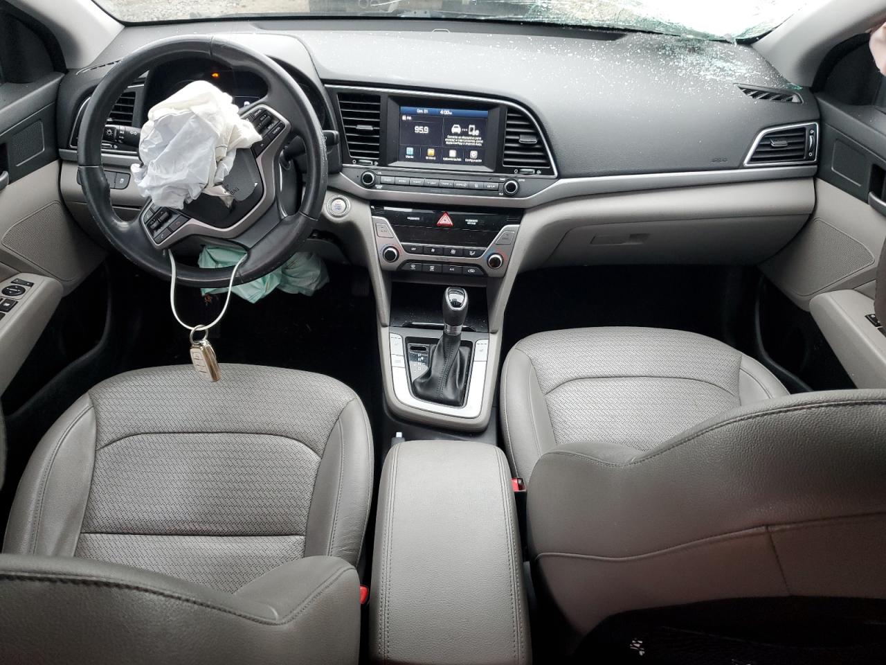 Lot #3311447236 2017 HYUNDAI ELANTRA SE