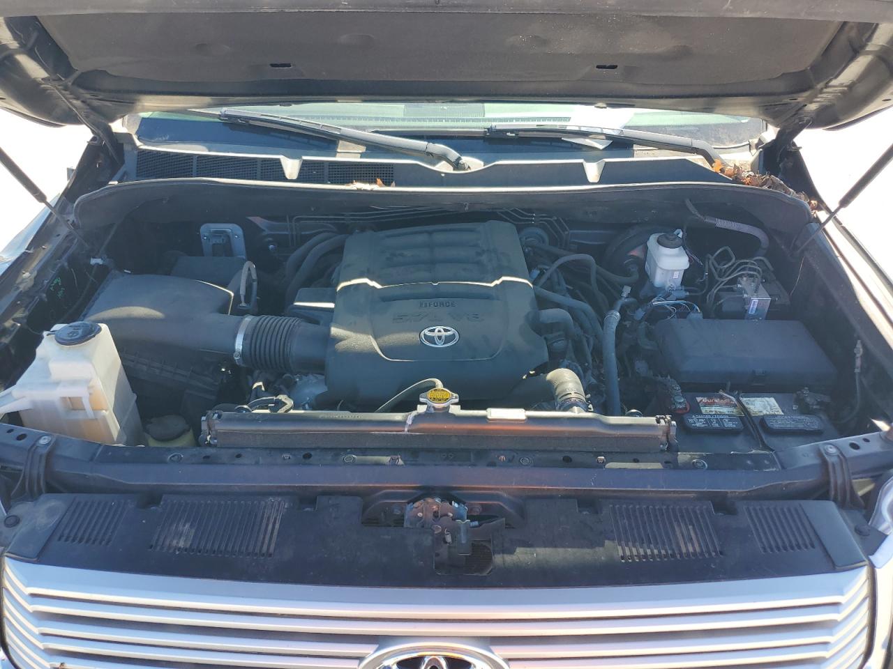 TOYOTA TUNDRA CREWMAX LIMITED