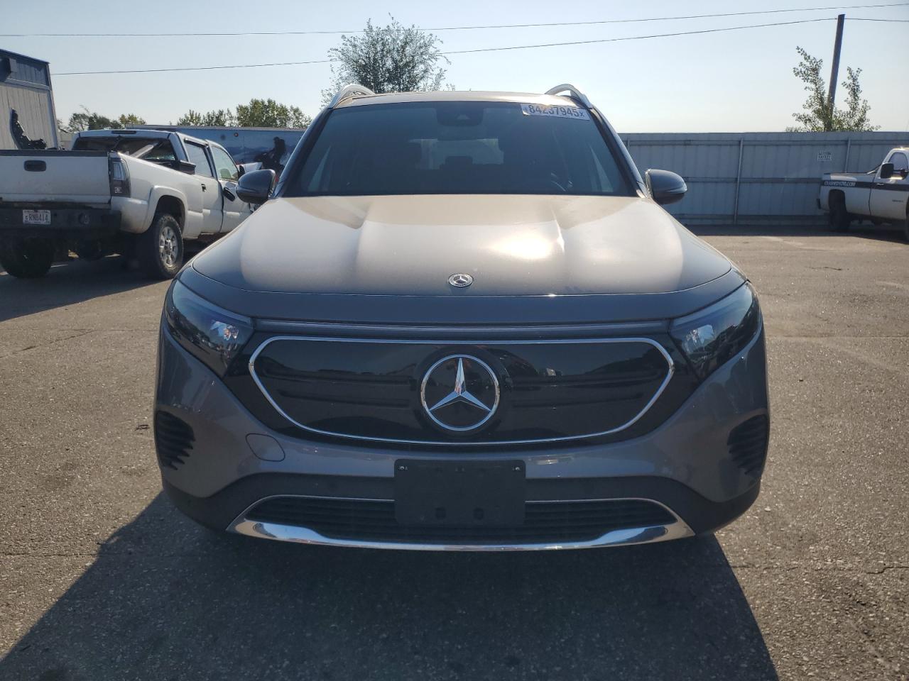 MERCEDES-BENZ EQB 300 4MATIC