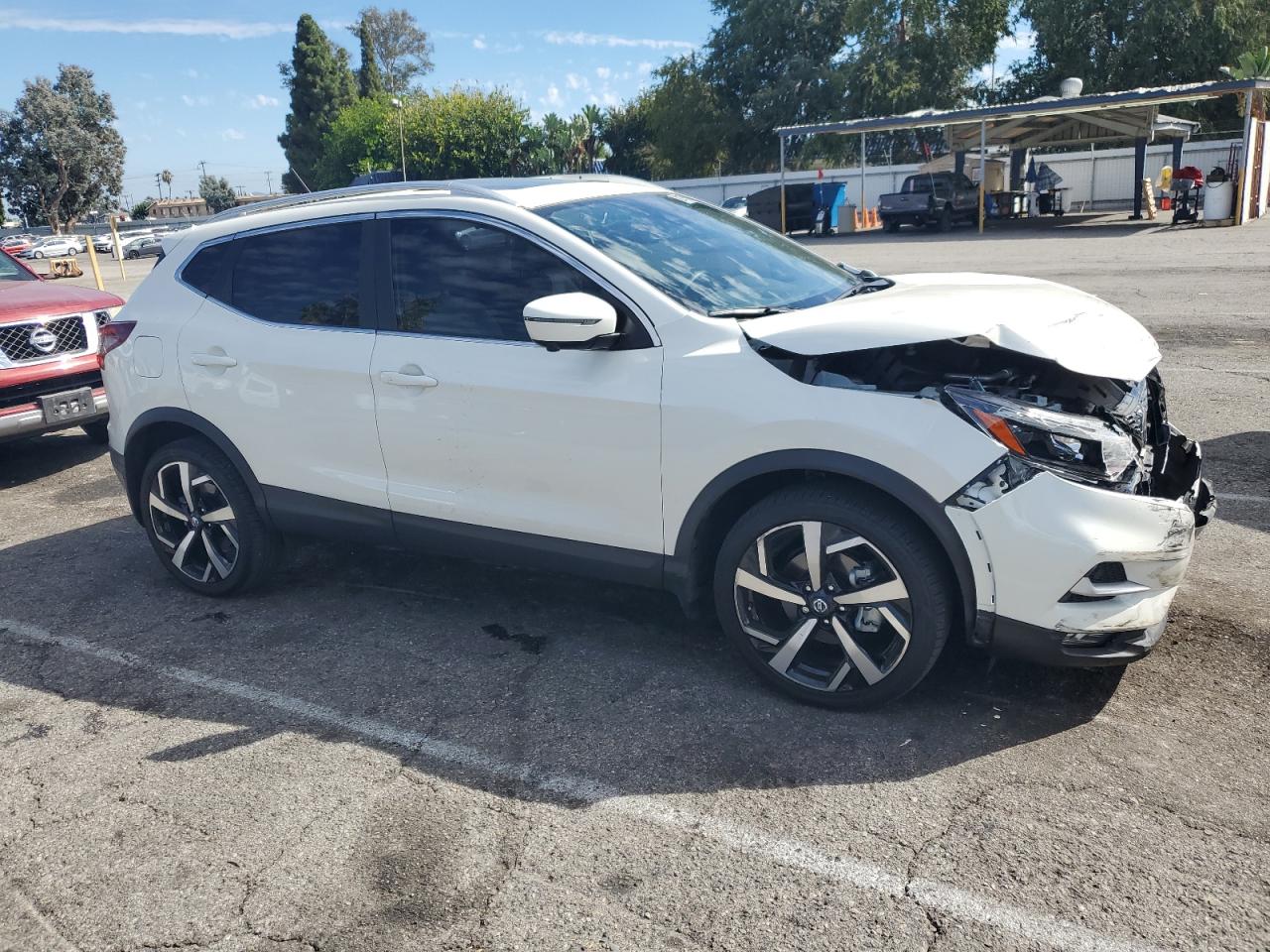 NISSAN ROGUE SPORT SL
