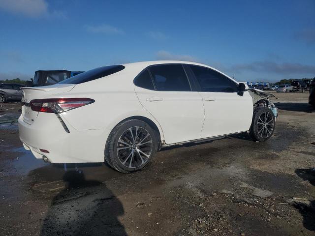 2018 TOYOTA CAMRY L 4T1B11HK5JU598481