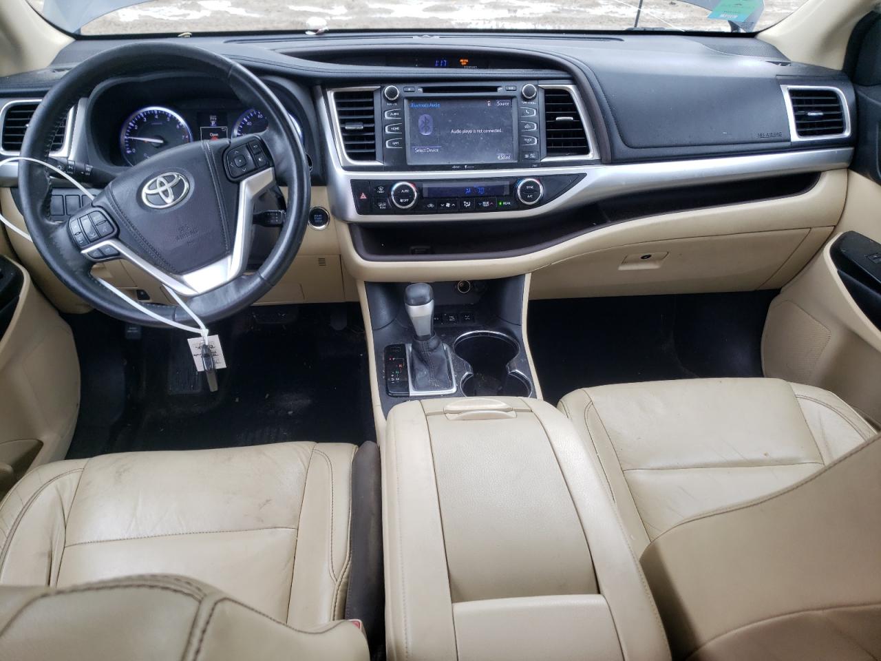 TOYOTA HIGHLANDER XLE