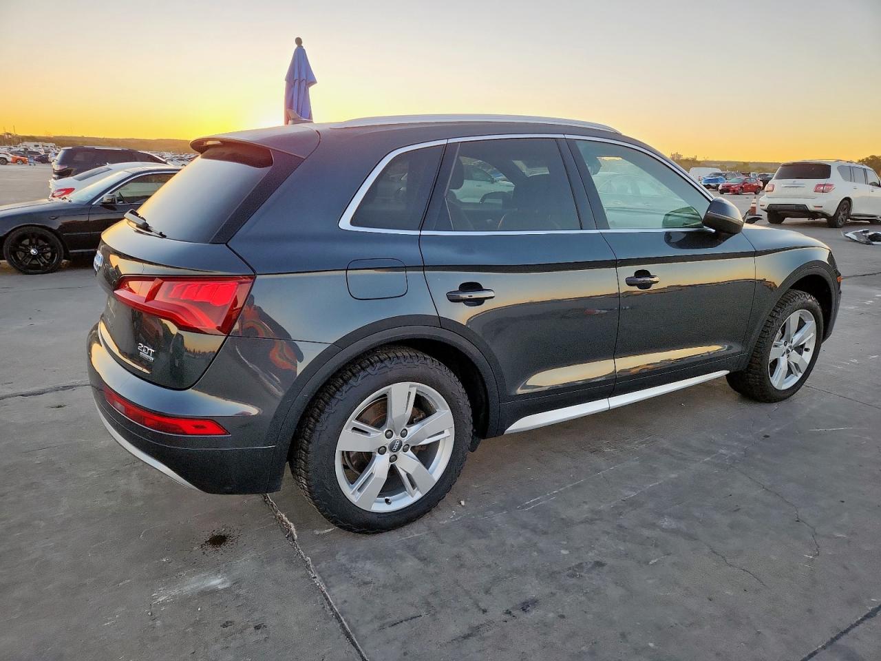 AUDI Q5 PREMIUM PLUS