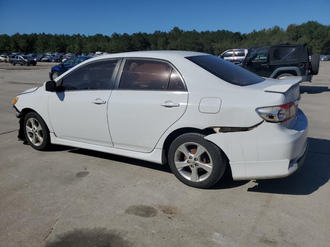 TOYOTA COROLLA BASE