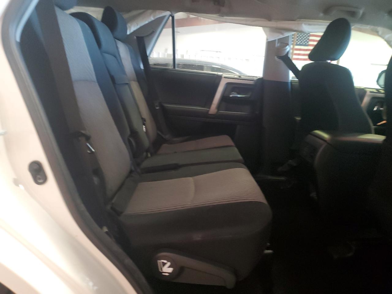 TOYOTA 4RUNNER SR5/SR5 PREMIUM