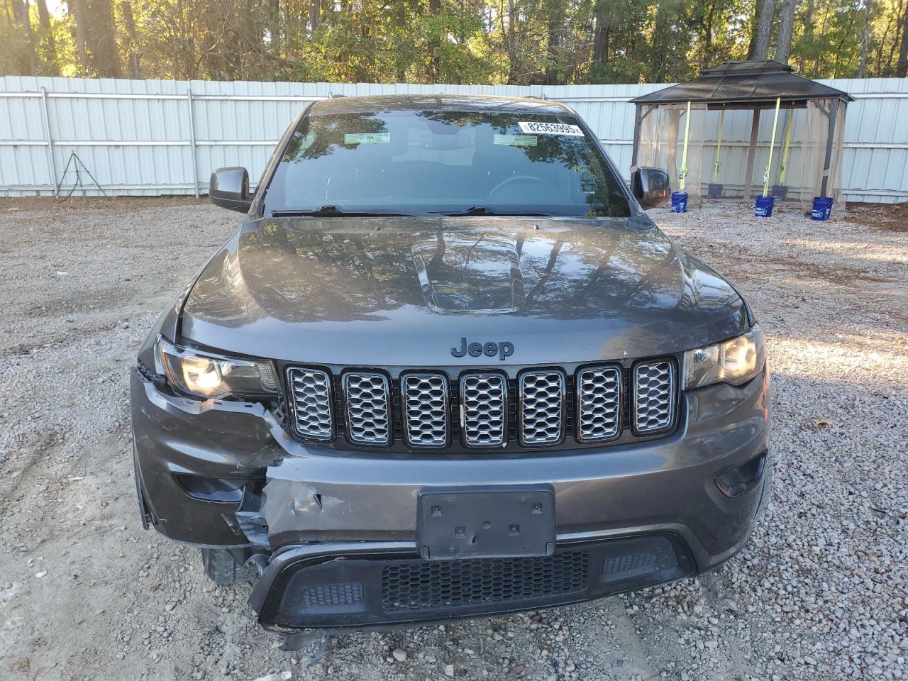 JEEP GRAND CHEROKEE LAREDO