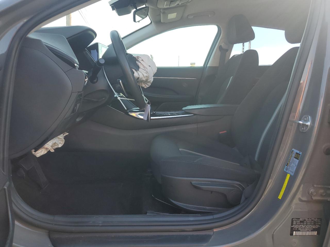 HYUNDAI SONATA HYBRID