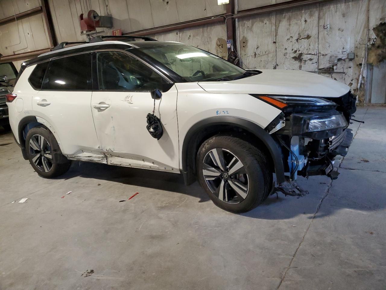 NISSAN ROGUE PLATINUM