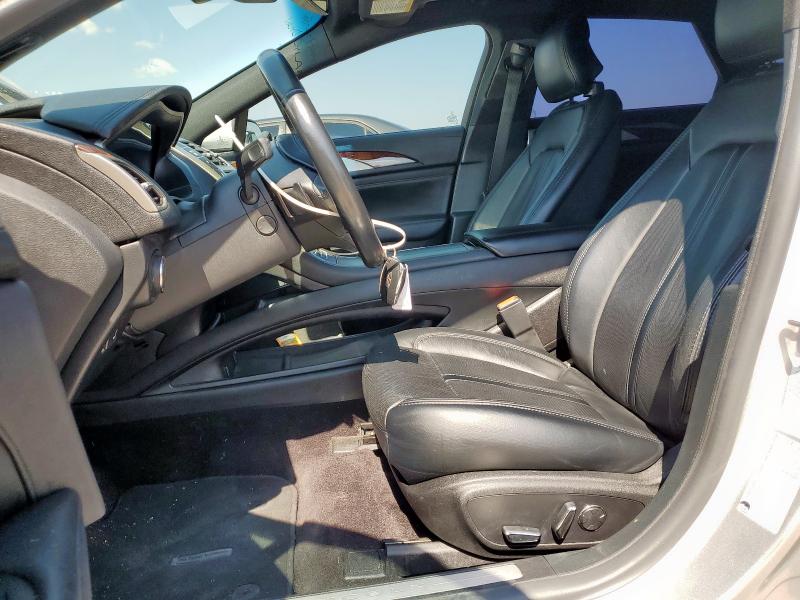 2017 LINCOLN MKZ RESERV 3LN6L5E94HR646168