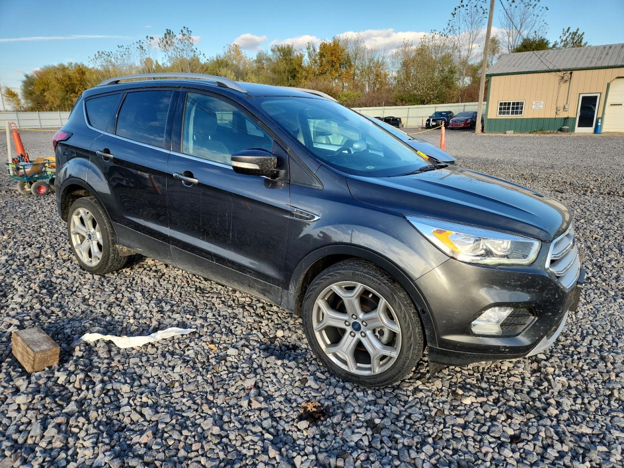 FORD ESCAPE TITANIUM