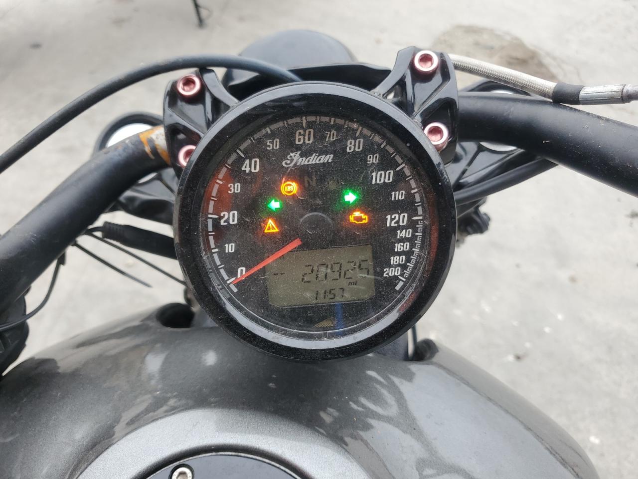 Lot #3297162516 2021 INDIAN MOTORCYCLE CO. SCOUT BOBB