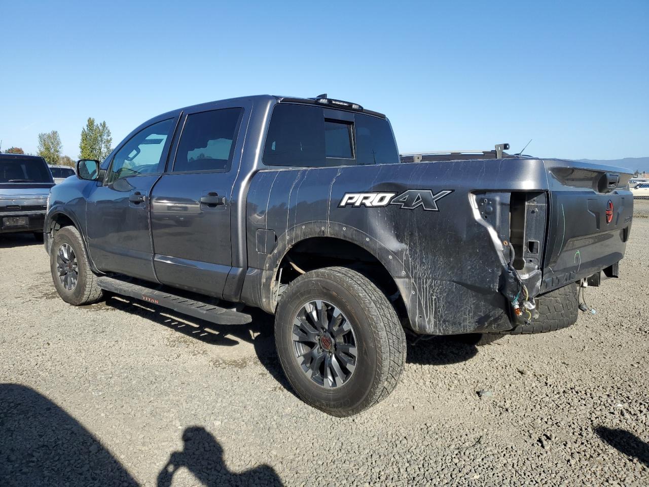 NISSAN TITAN PRO-4X