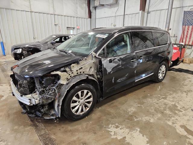 Global Auto Auctions: 2018 CHRYSLER PACIFICA T