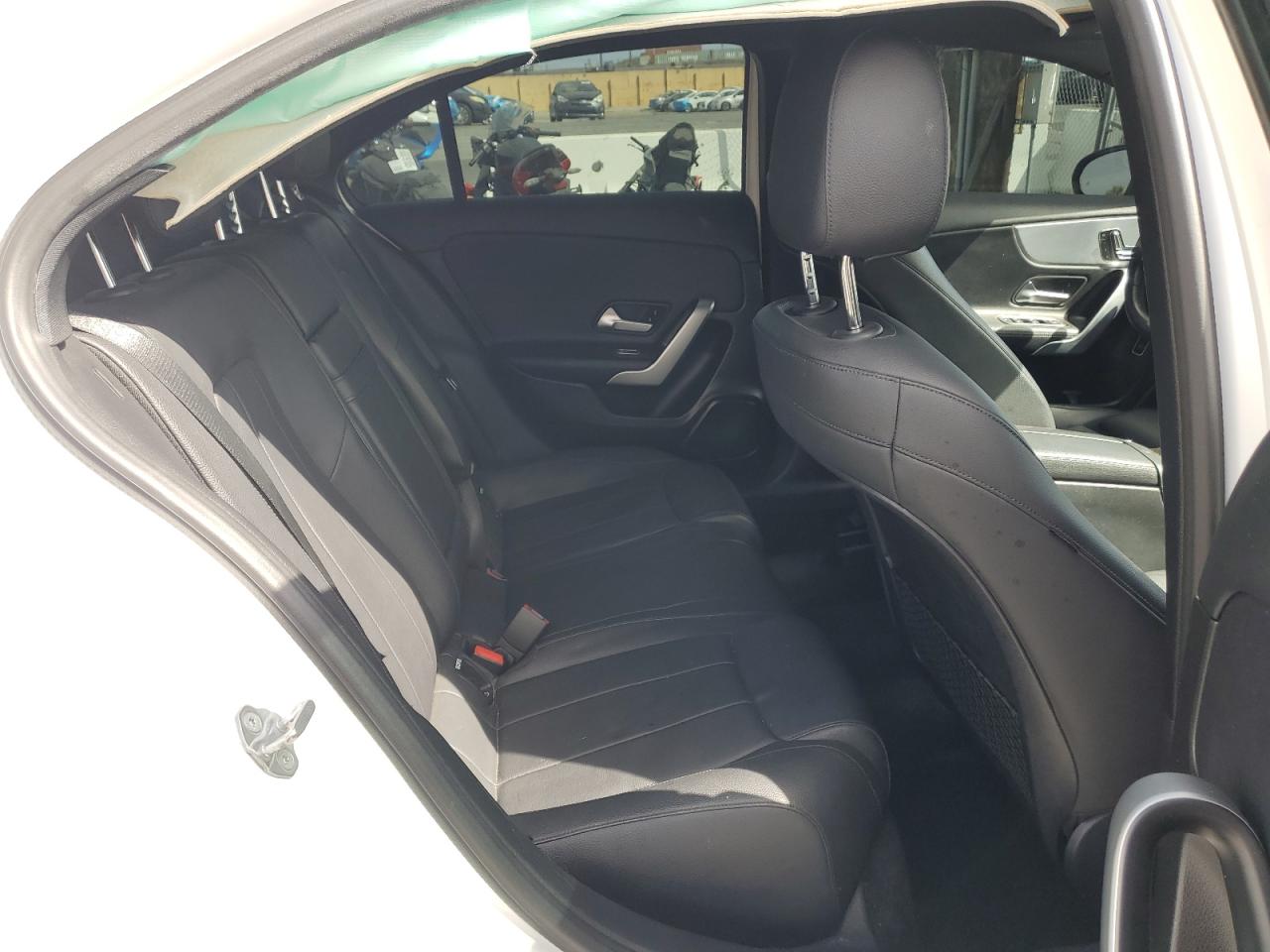 MERCEDES-BENZ A-CLASS 220