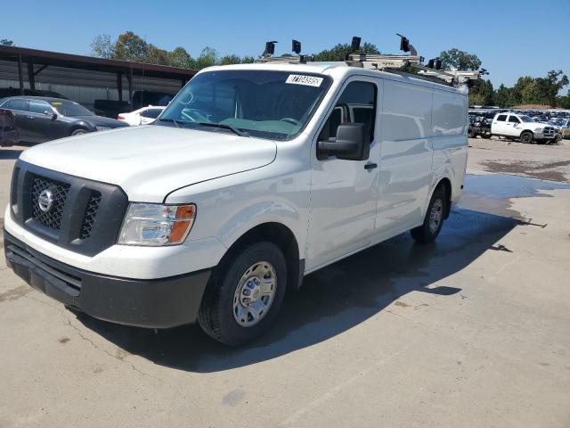 NISSAN NV 2500 S
