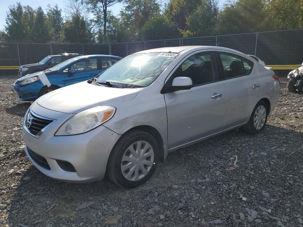 Lot #3283789416 2014 NISSAN VERSA S