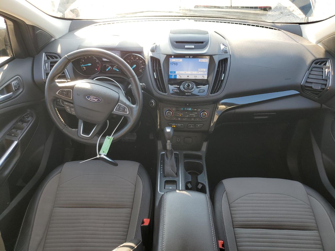 FORD ESCAPE TITANIUM