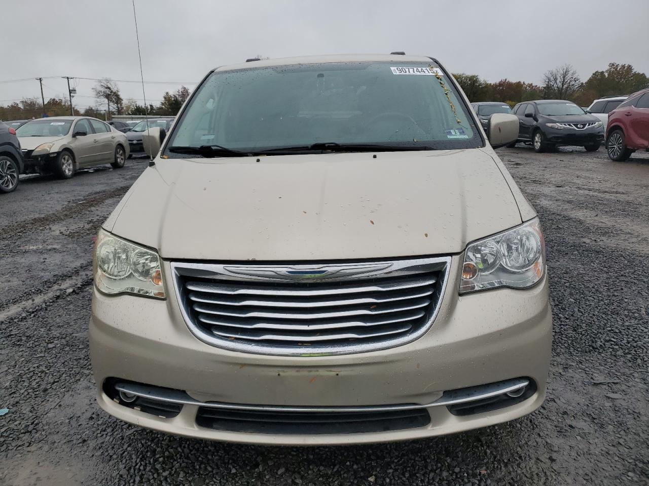 CHRYSLER TOWN & COUNTRY TOURING