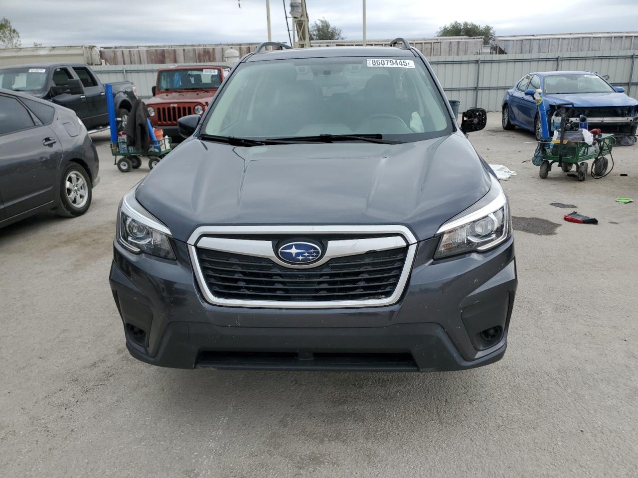 SUBARU FORESTER PREMIUM