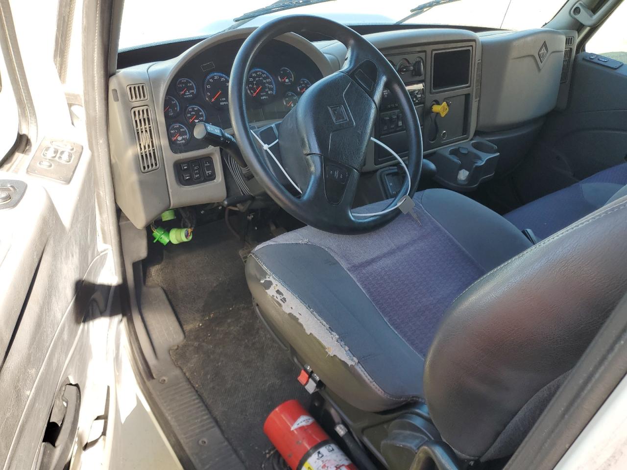 Lot #3268369799 2019 INTL 4000 4300