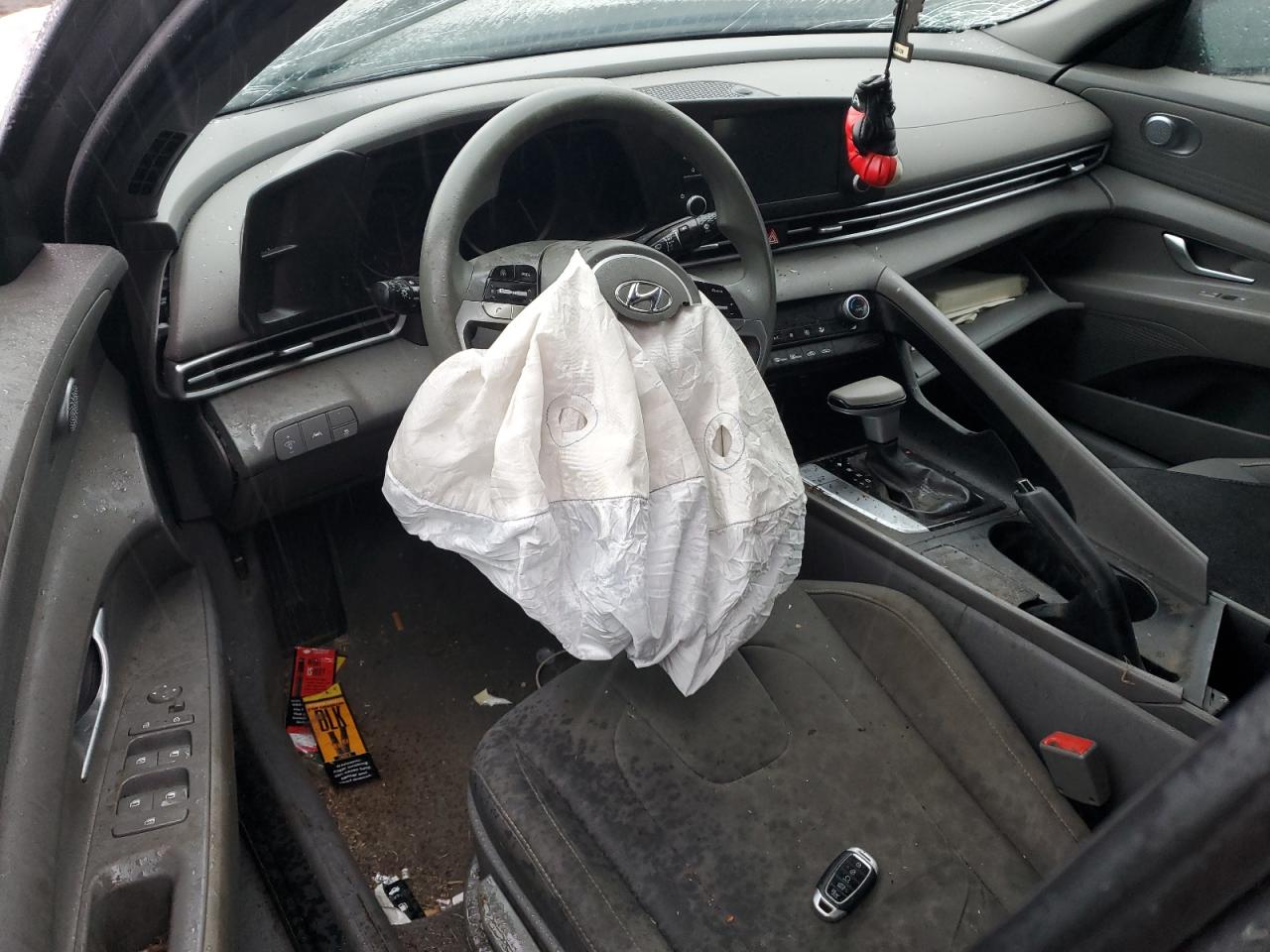 Lot #3310480044 2023 HYUNDAI ELANTRA SE