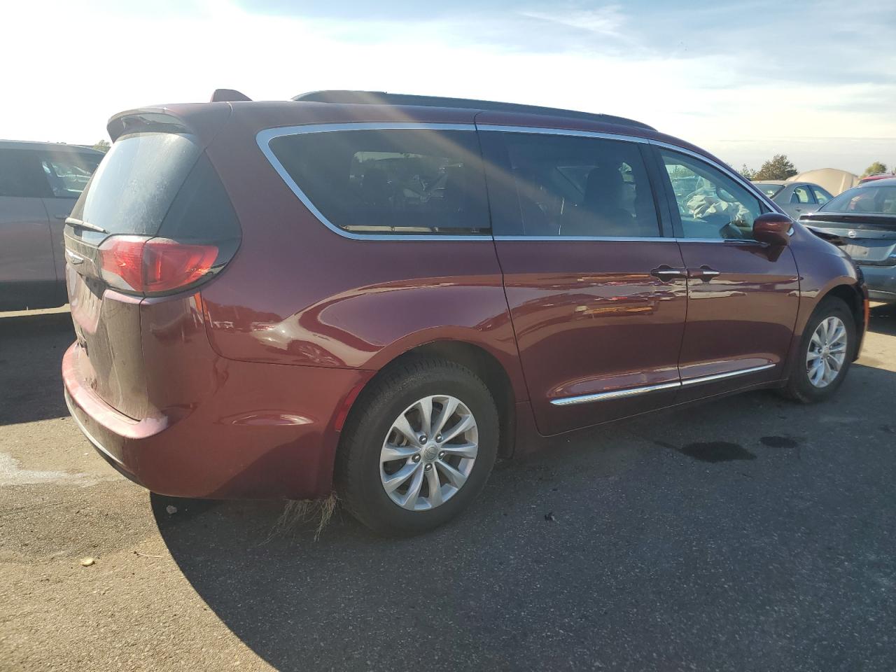 CHRYSLER PACIFICA TOURING L