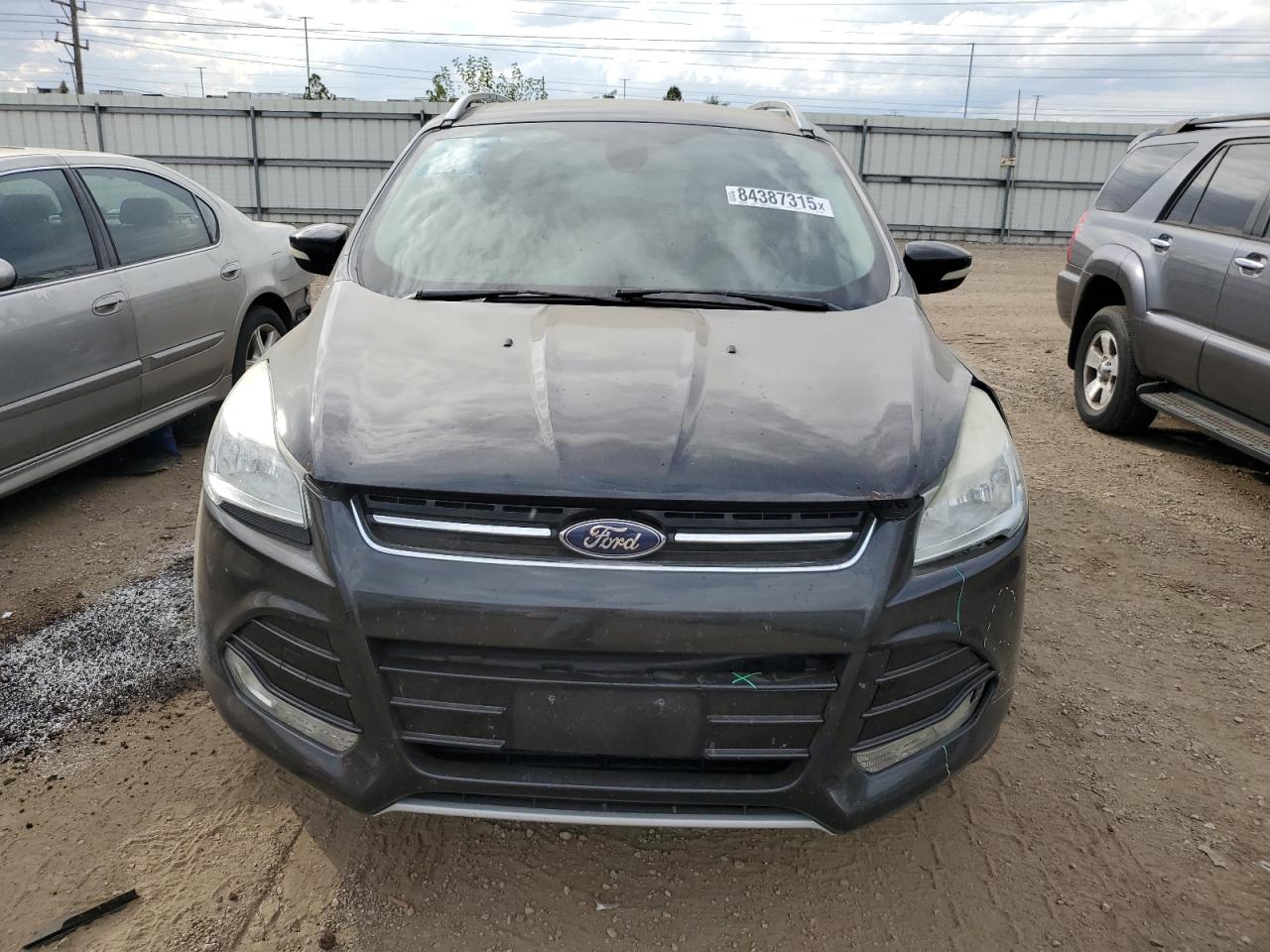 FORD ESCAPE TITANIUM