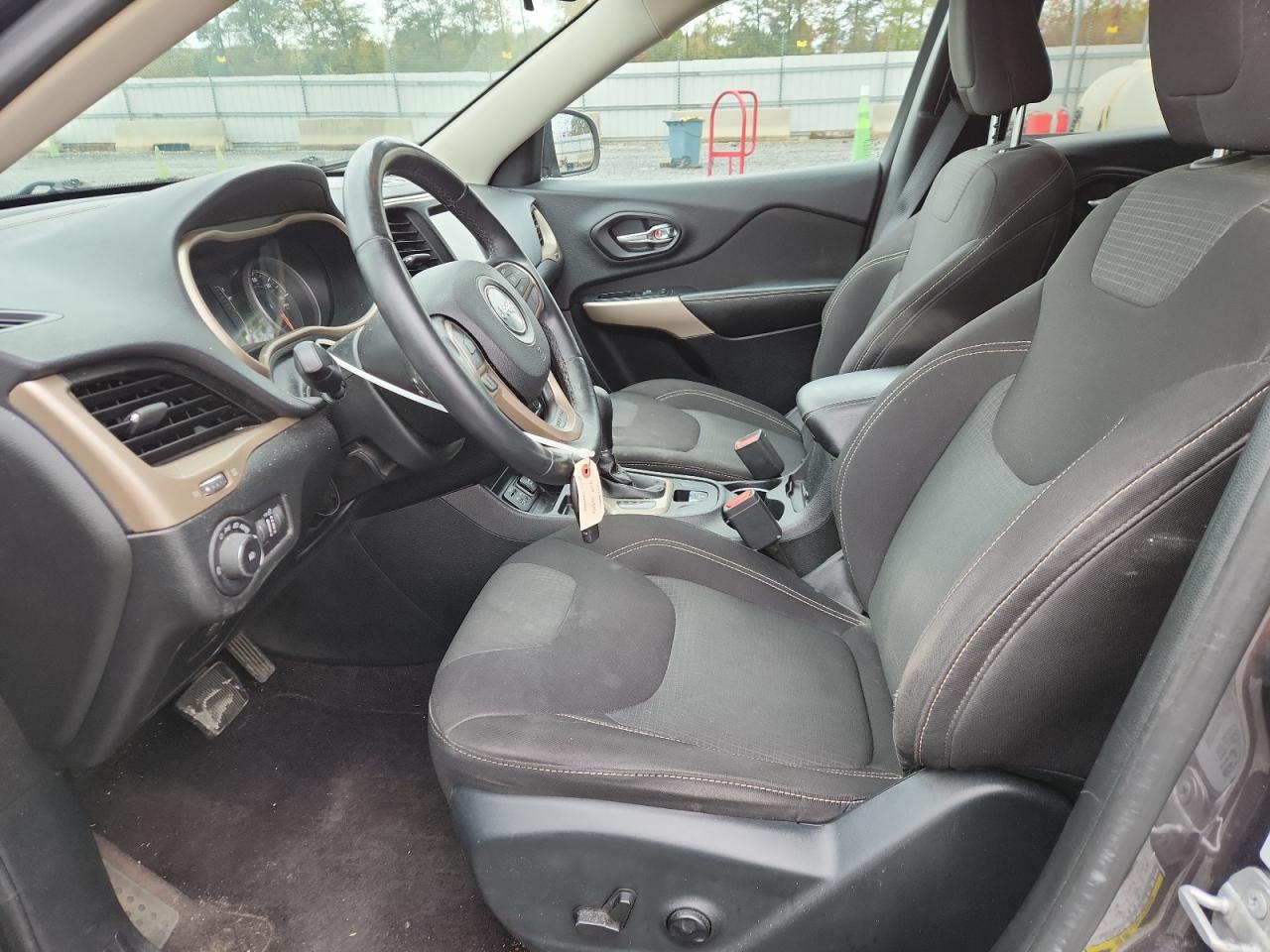 JEEP GRAND CHEROKEE LATITUDE