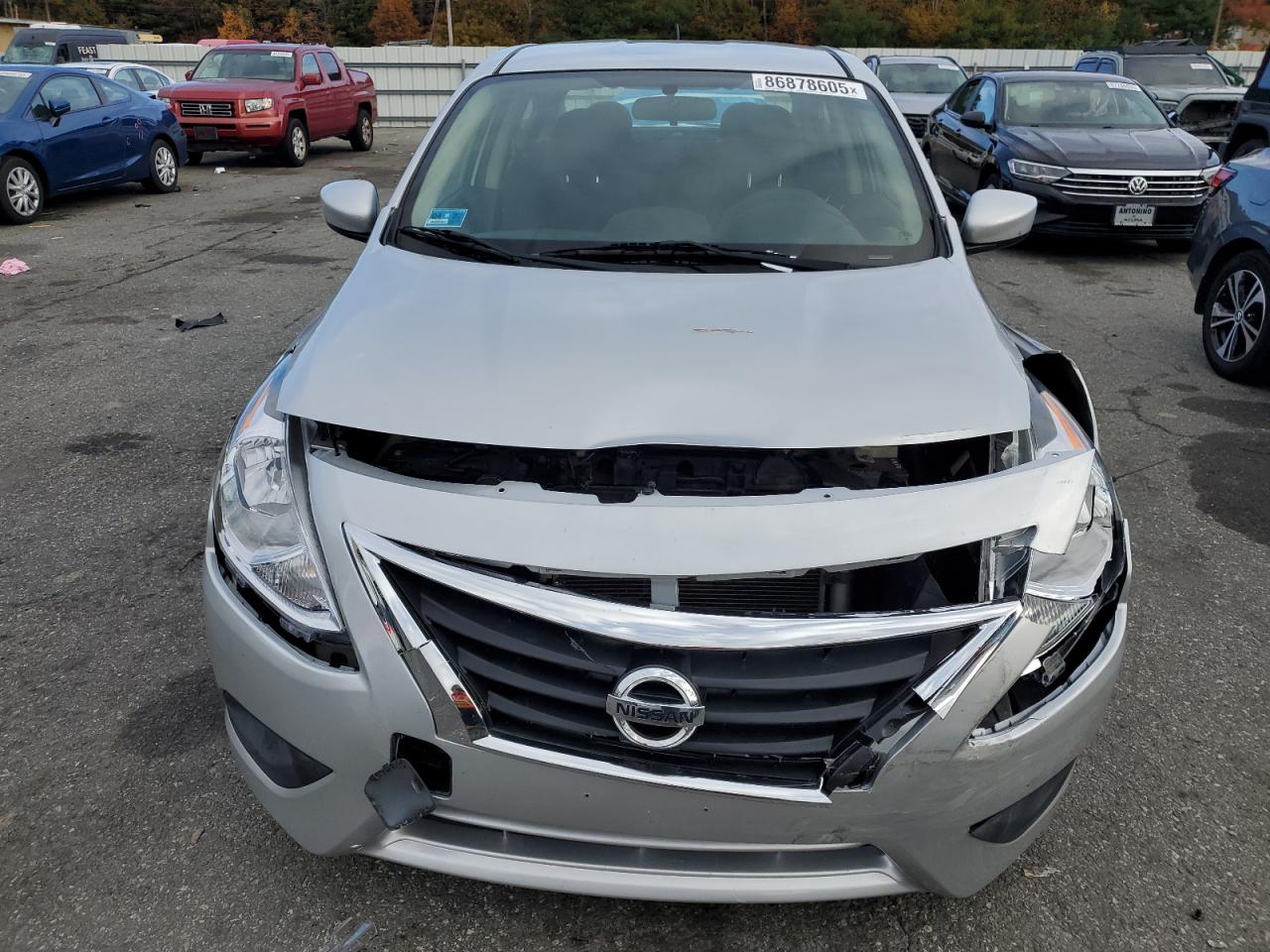 NISSAN VERSA S