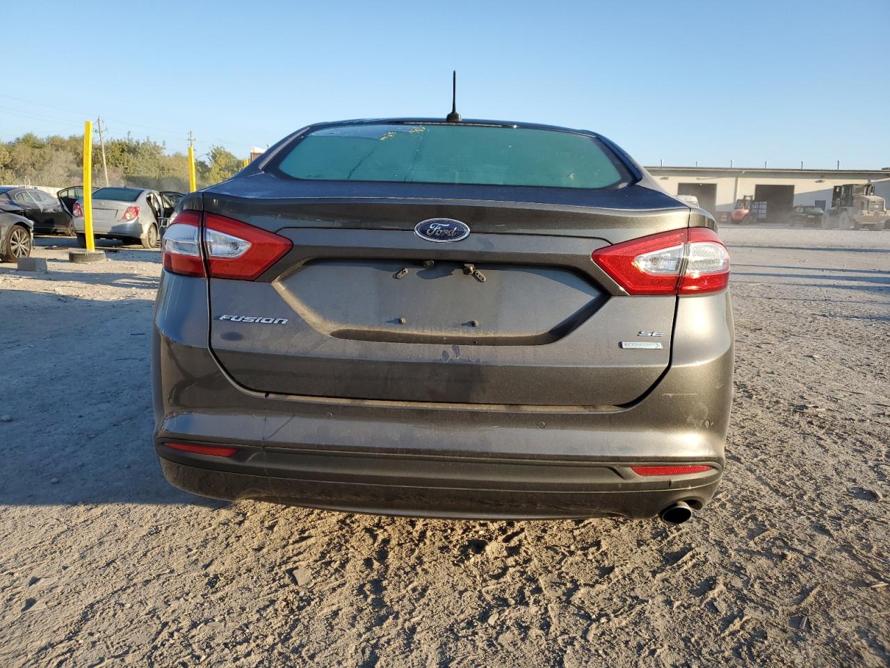FORD FUSION SE
