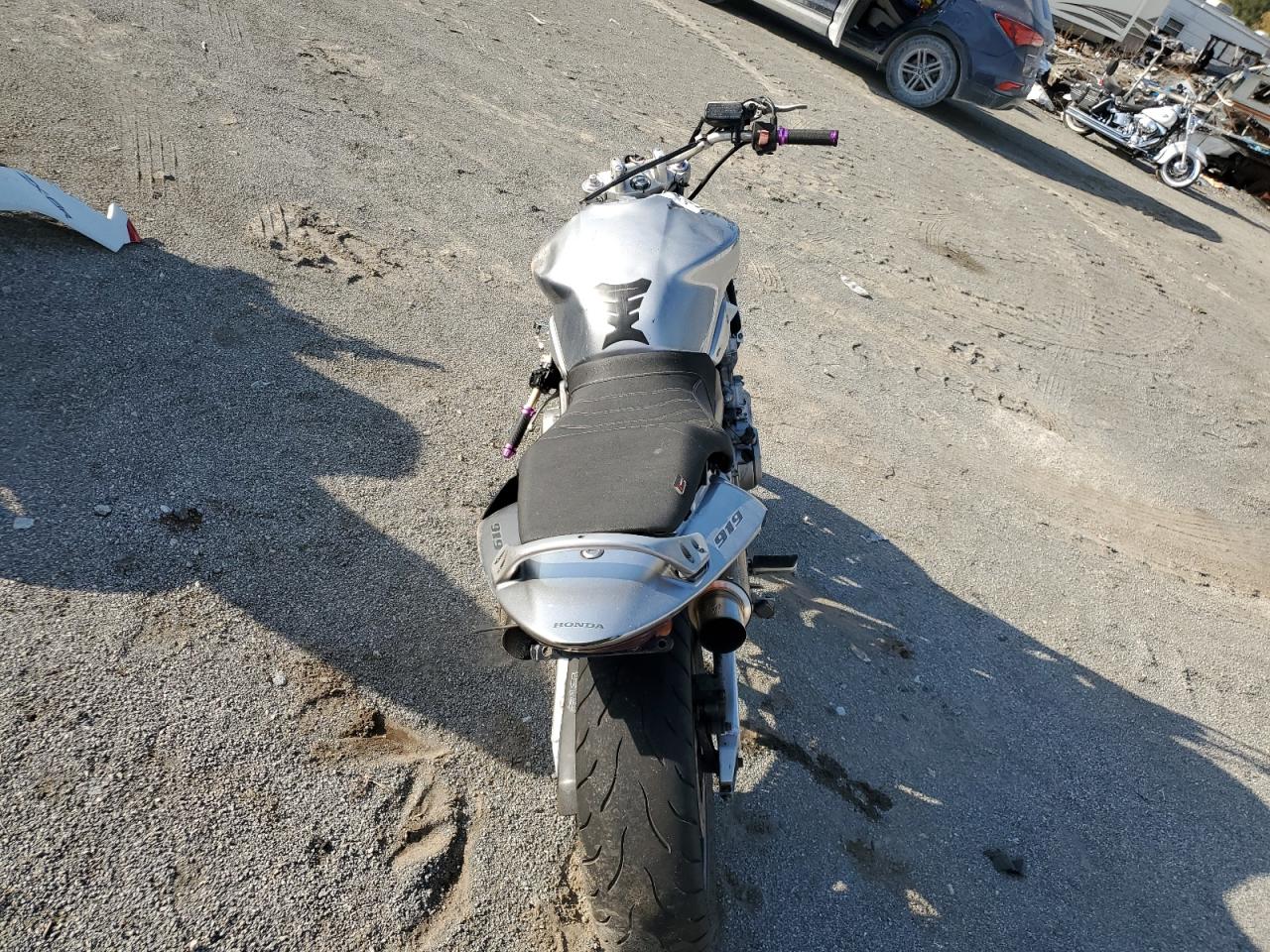 Lot #3285012939 2004 HONDA CB900