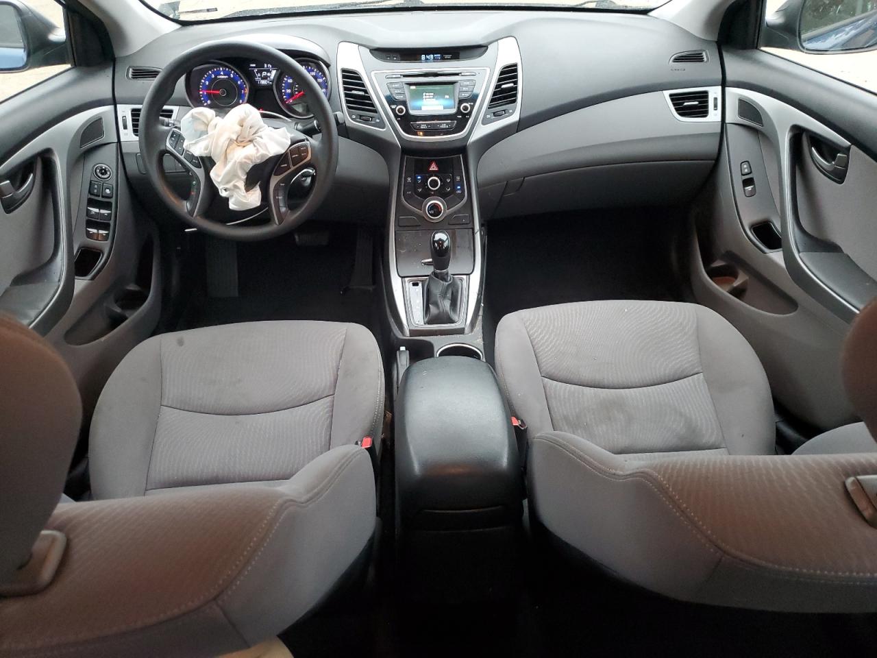 Lot #3319986174 2016 HYUNDAI ELANTRA SE