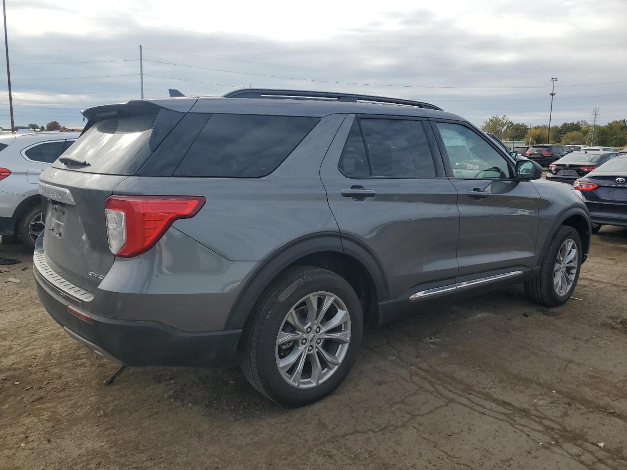 FORD EXPLORER XLT