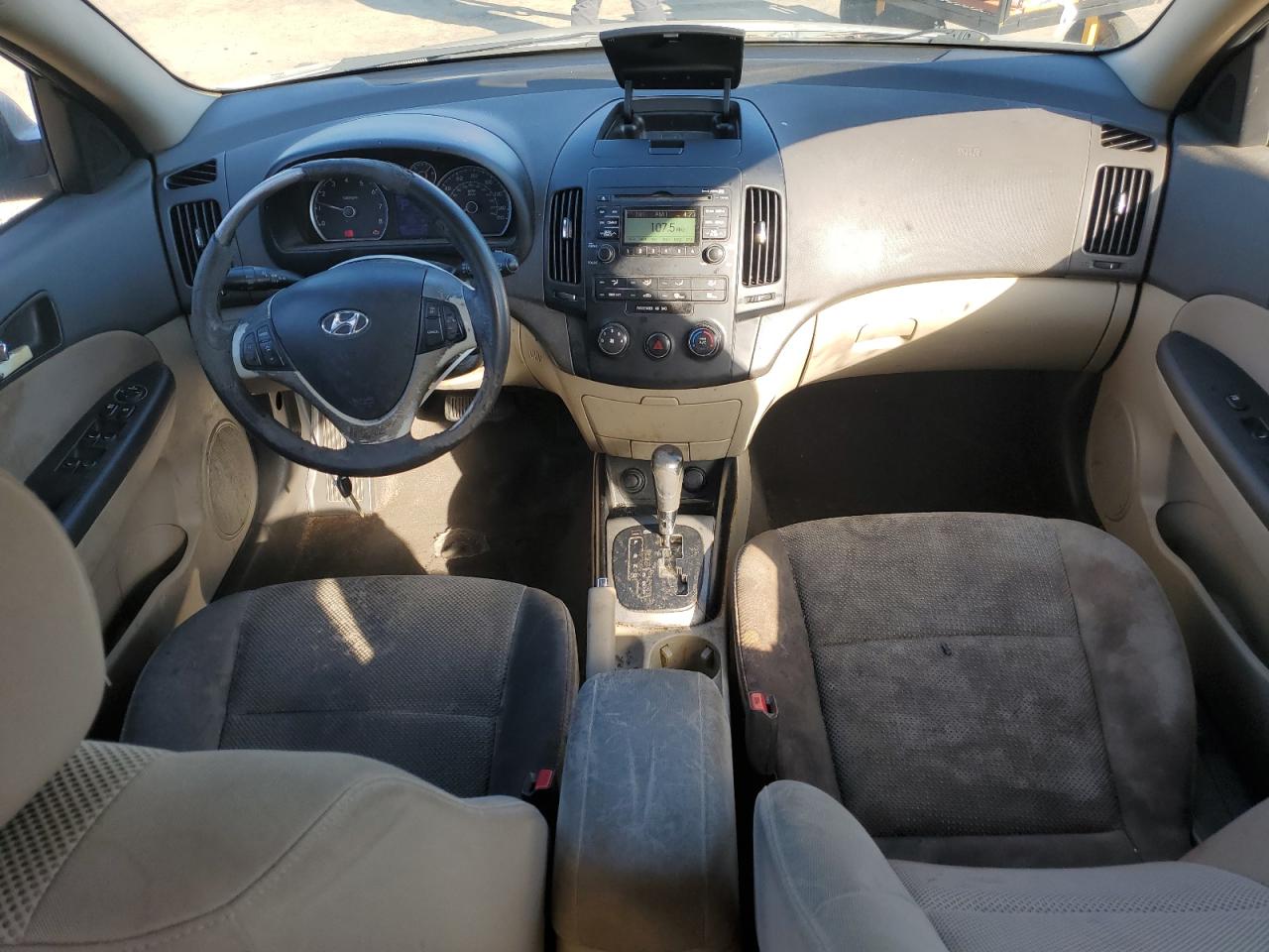 HYUNDAI ELANTRA GLS