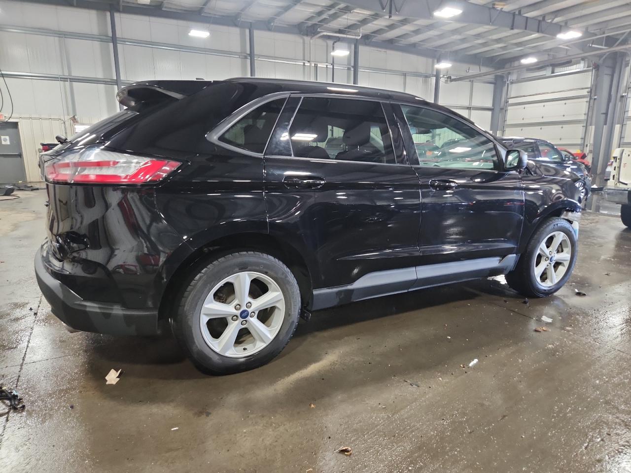 FORD EDGE SE