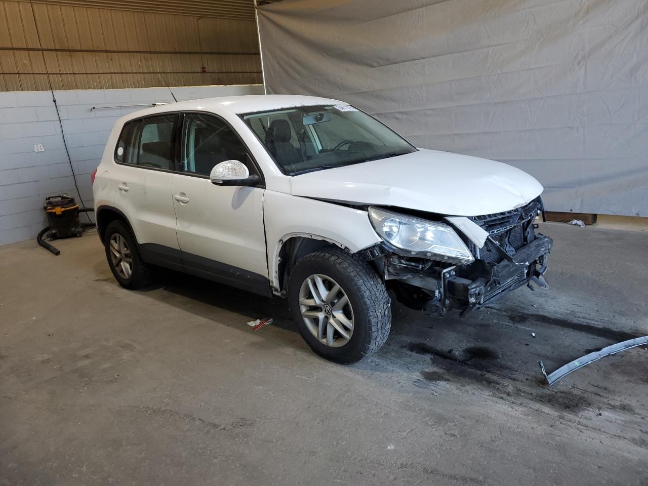 VOLKSWAGEN TIGUAN S