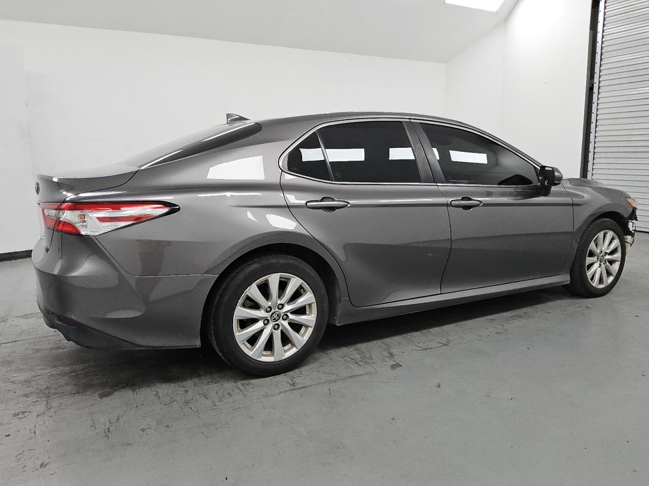 Lot #3318973913 2020 TOYOTA CAMRY LE