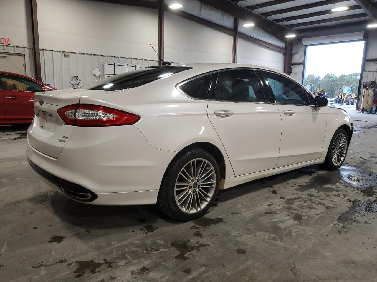 FORD FUSION SE