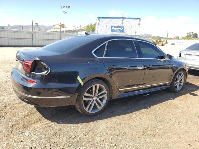 2017 VOLKSWAGEN PASSAT R-L 1VWDT7A38HC079113