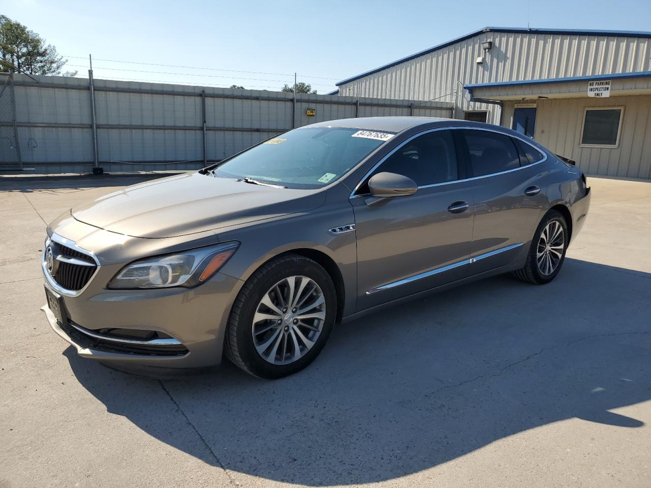 BUICK LACROSSE ESSENCE
