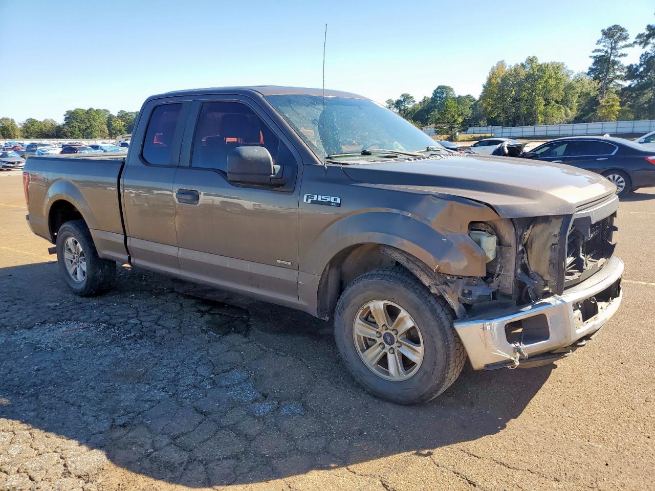 FORD F-150 SUPER CAB