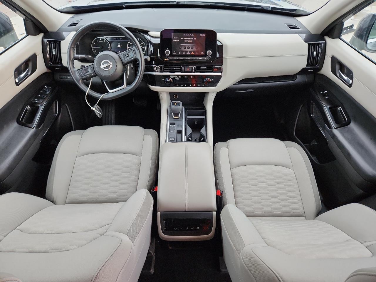 NISSAN PATHFINDER SV