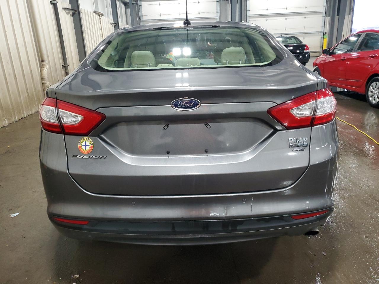 FORD FUSION SE