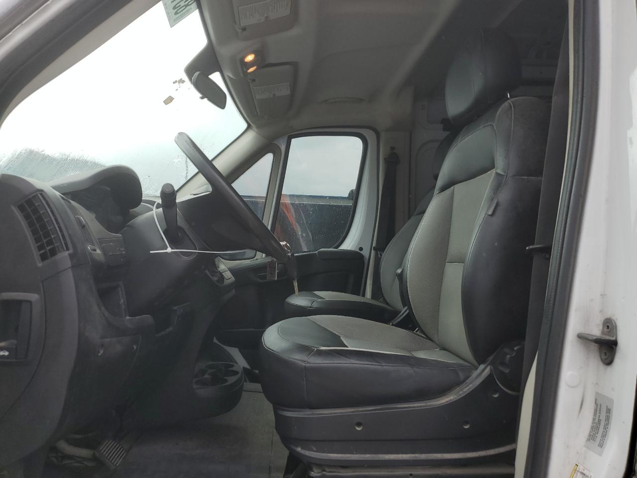 RAM PROMASTER 1500 HIGH