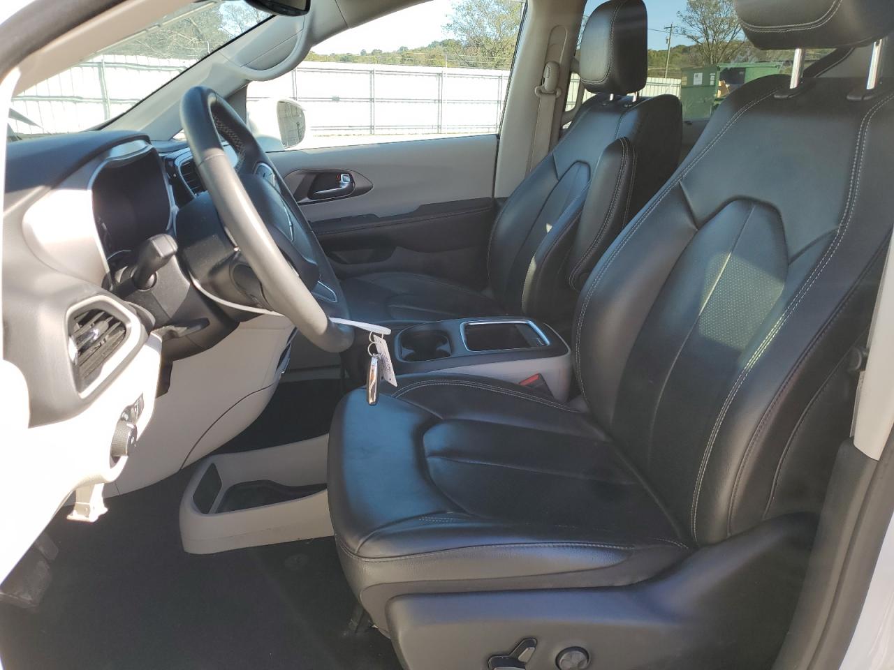 CHRYSLER PACIFICA TOURING L