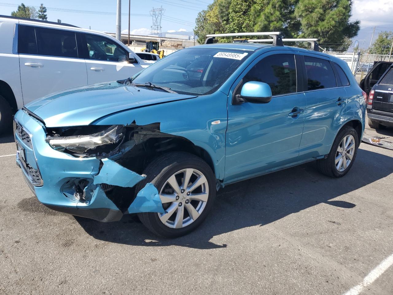 MITSUBISHI OUTLANDER SE