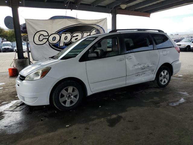Global Auto Auctions: 2004 TOYOTA SIENNA CE