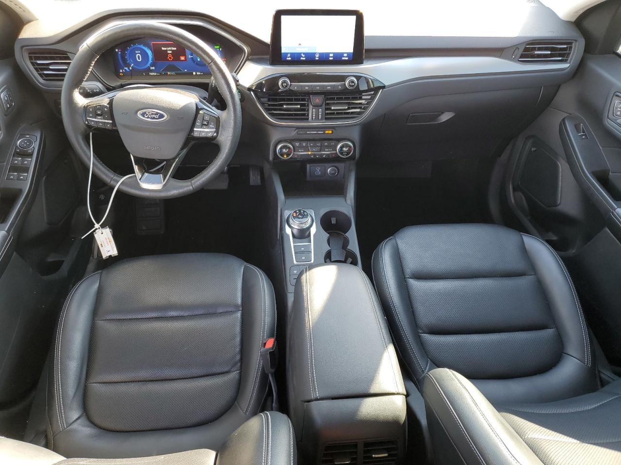 FORD ESCAPE TITANIUM